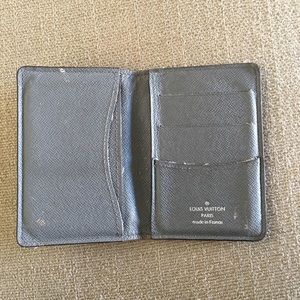 Men's Grey Louis Vuitton wallet used